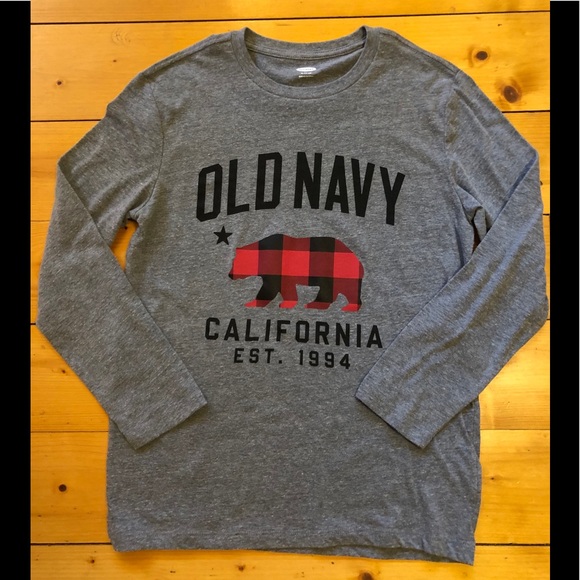 Boys Old Navy tee - Picture 1 of 2